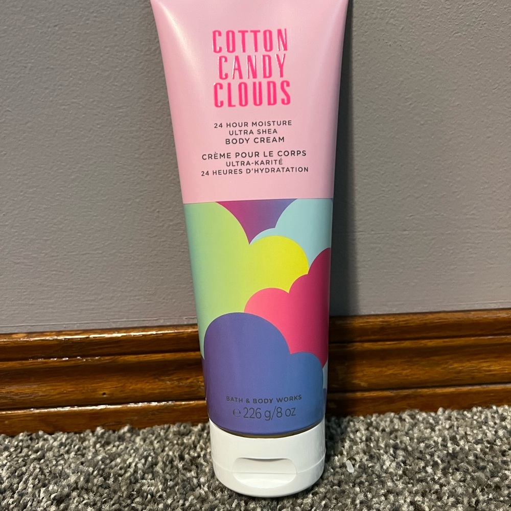 Pink Lilac Candle & Cotton Candy Body Lotion!